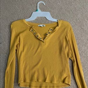 Women Long sleeve Fashion Nova Crop top!